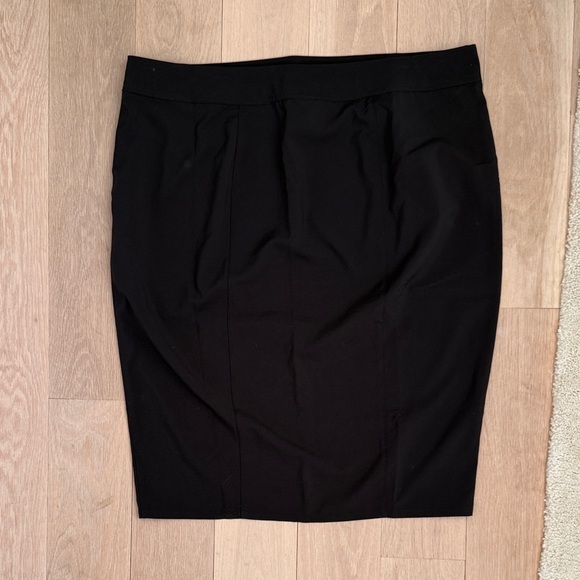 Ripskirt Hawaii Black High-Low Tulip Hem Skirt - Picture 7 of 7